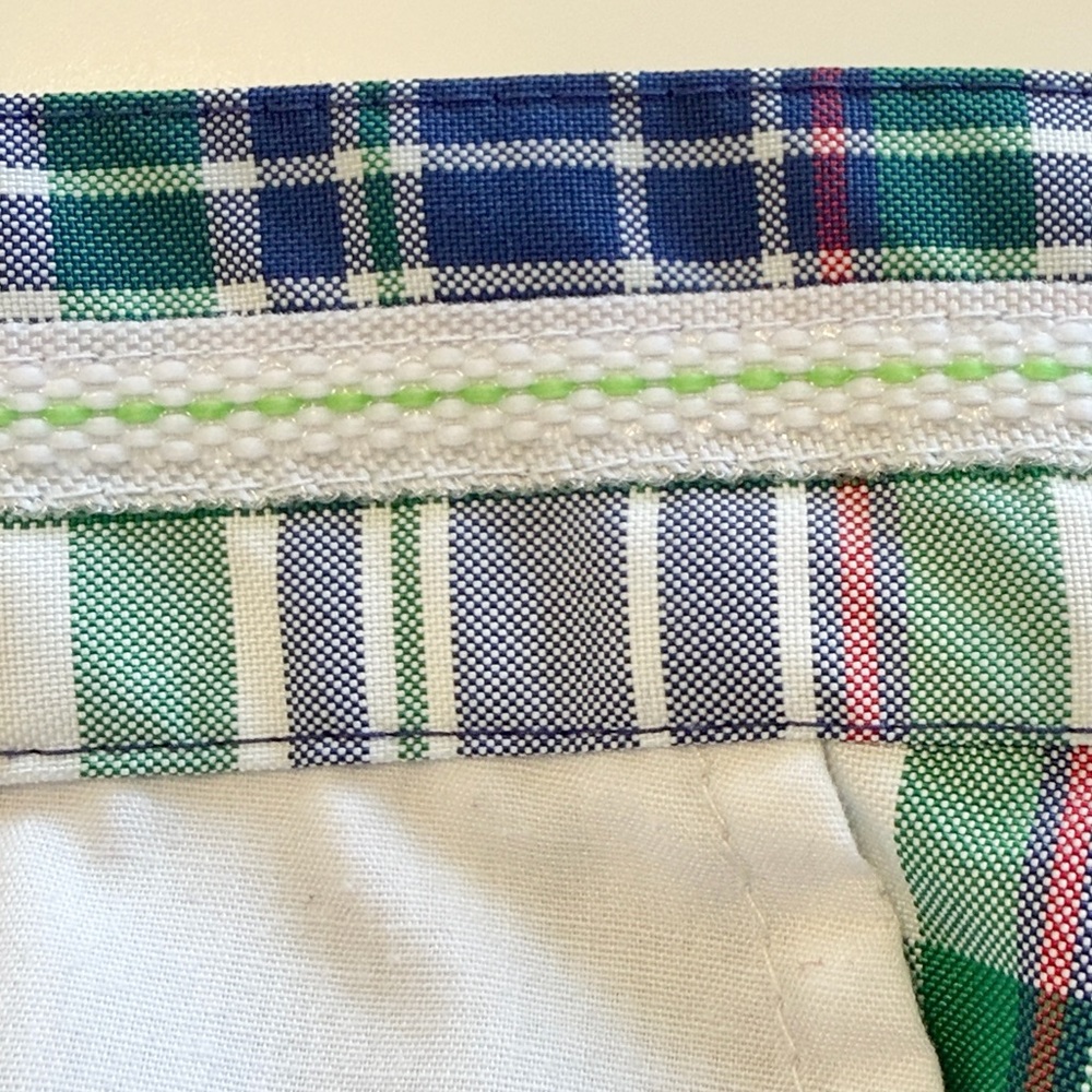 IZOD Golf Shorts 38 - Picture 7 of 9